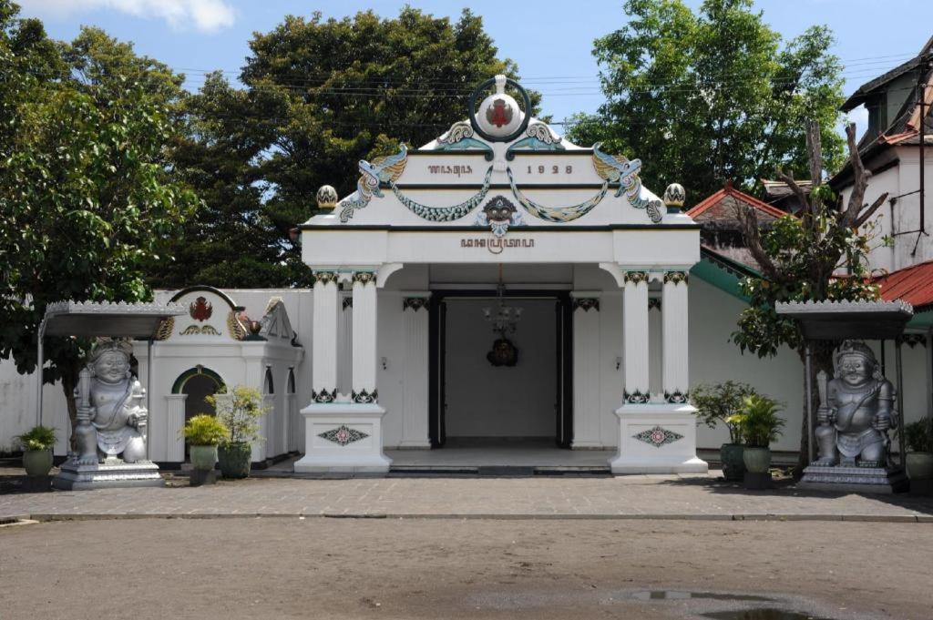 Hotel Smedi Coliving à Yogyakarta Extérieur photo